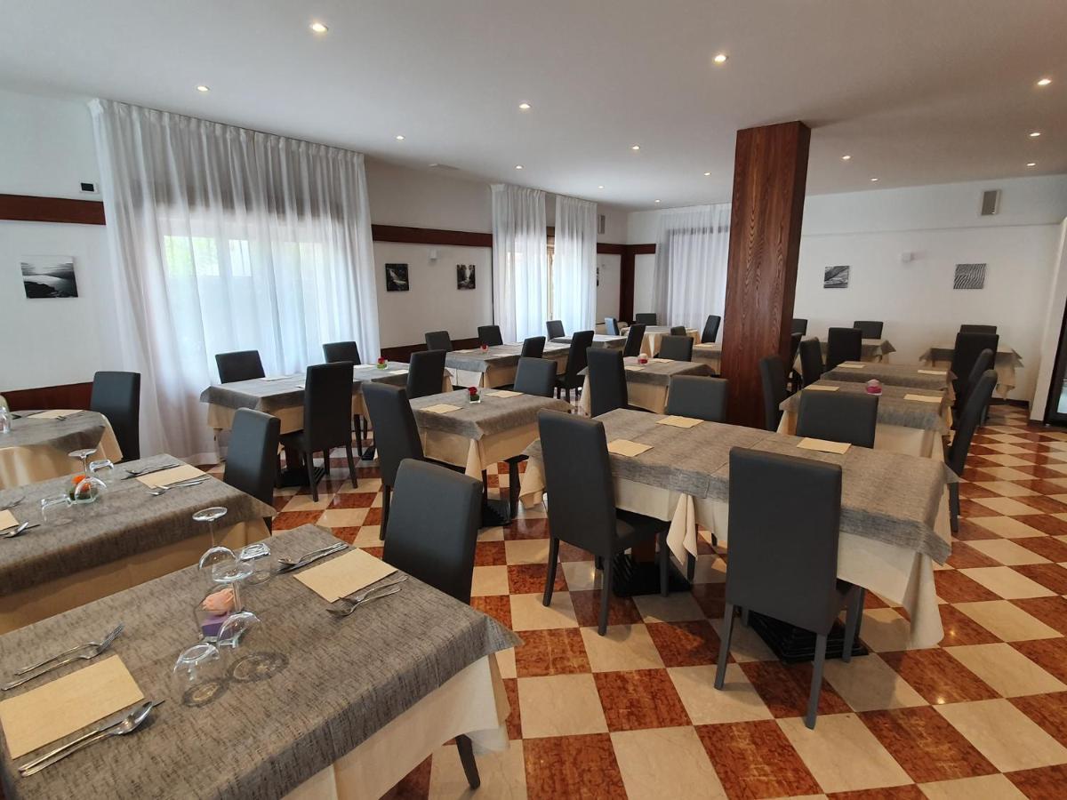 Hotel Sole Эраклея-Маре Экстерьер фото